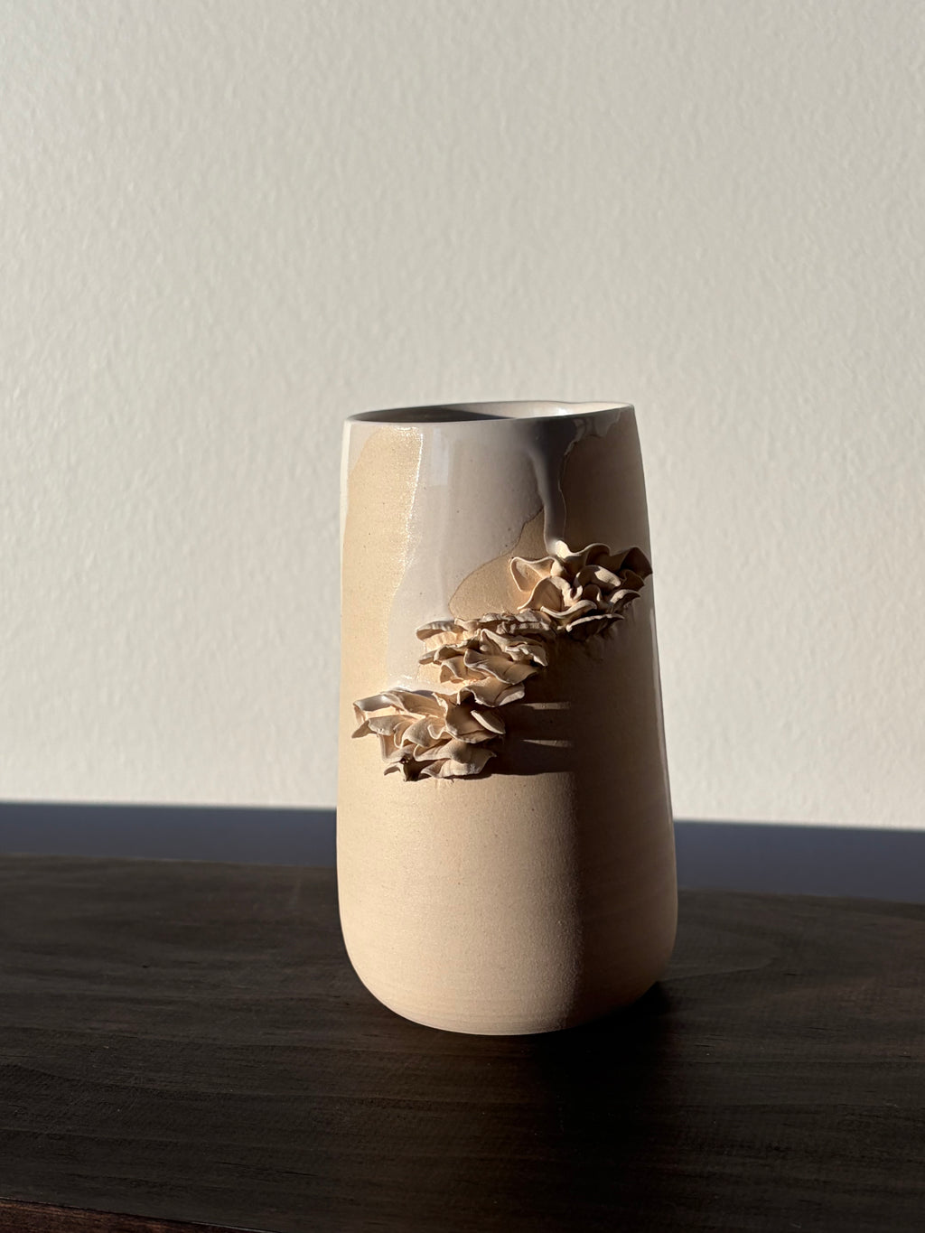 Frilly mushroom mug - A
