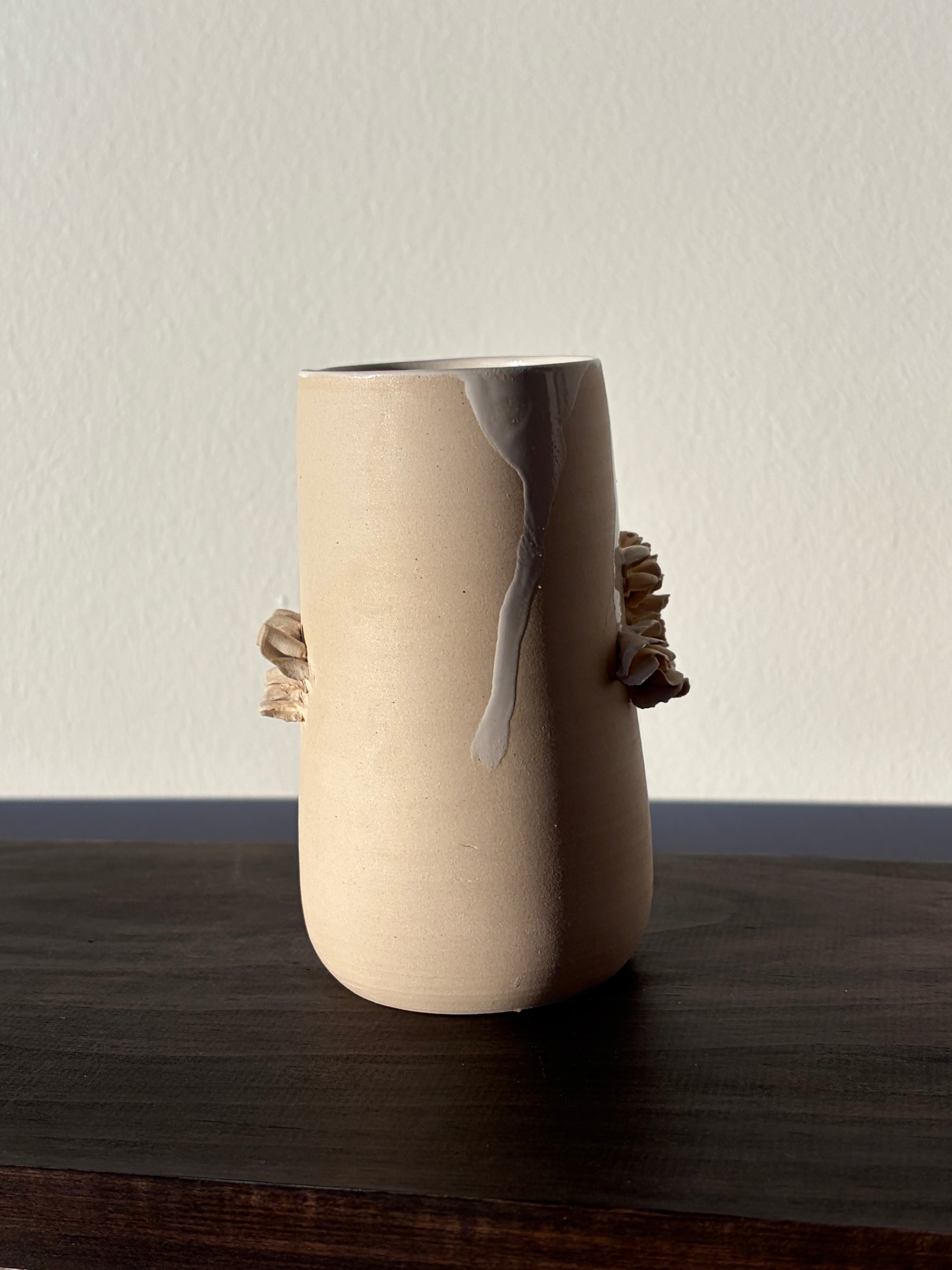 Frilly mushroom mug - A